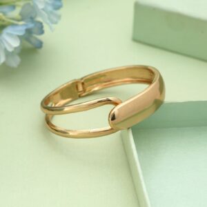 Asymmetric Hook-Loop Sculptural Bangle – Gold Tone